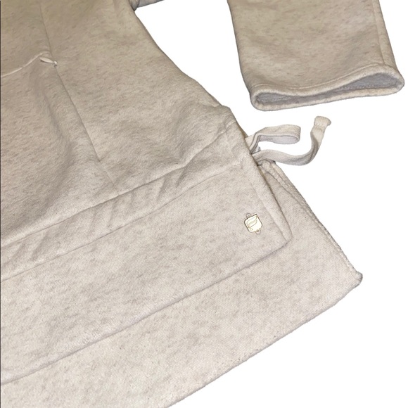 Fabletics Sweat Set - Picture 6 of 8